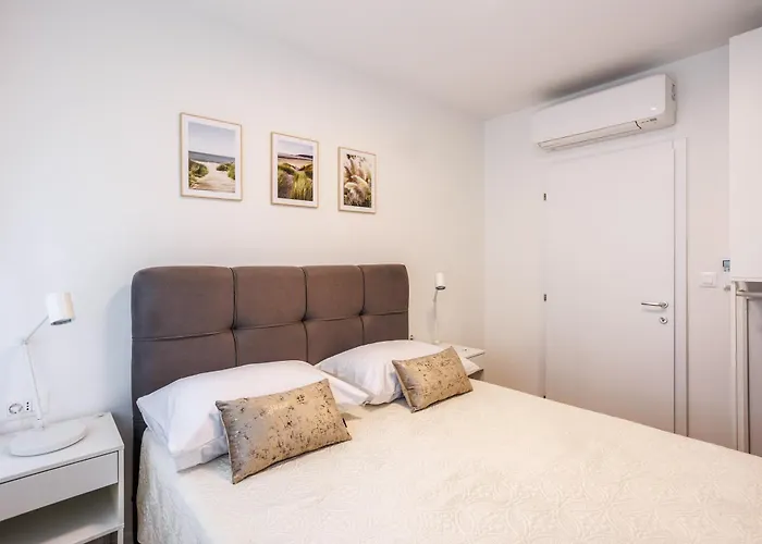 Lamar Bacvice Апартаменты *